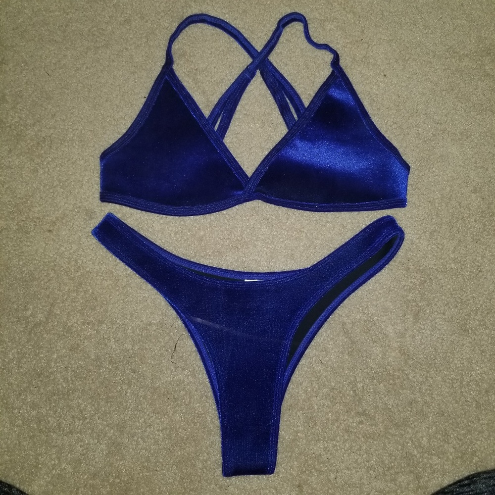 HOAKA : SAMIA  - ROYAL VELVET SET